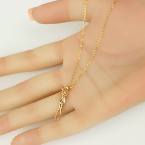 "Romantic Rose Gold Hug Pendant Necklace for Everyday Elegance, XPNL0199 - Picture 9 of 12